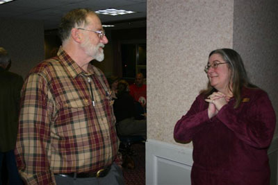 Cathy Gaber and agate specialist Courtland Lee