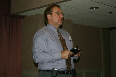 Chapter president Toby Fitzkee welcomes new members for 2006
