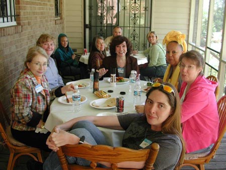 The class members at Alan Hodgkinson’s workshop at Bobby Mann’s.