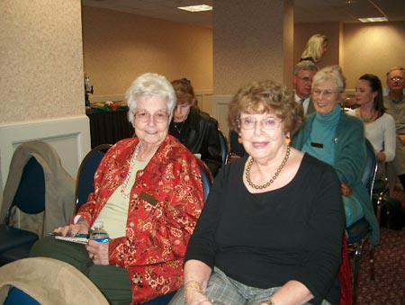 Lisa Carp and friend enjoy the meeting