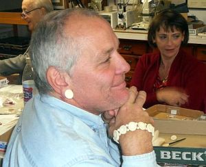 Hands-ON with Ears and Wrist optional 