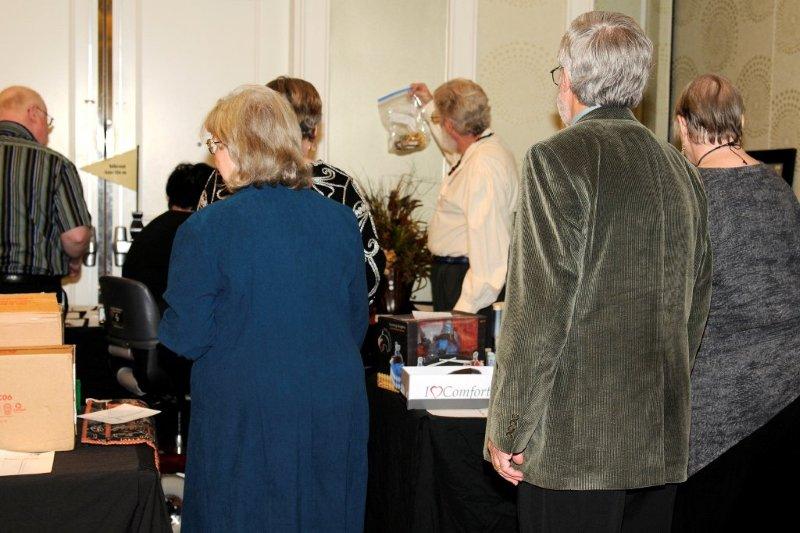 Silent Auction Viewers